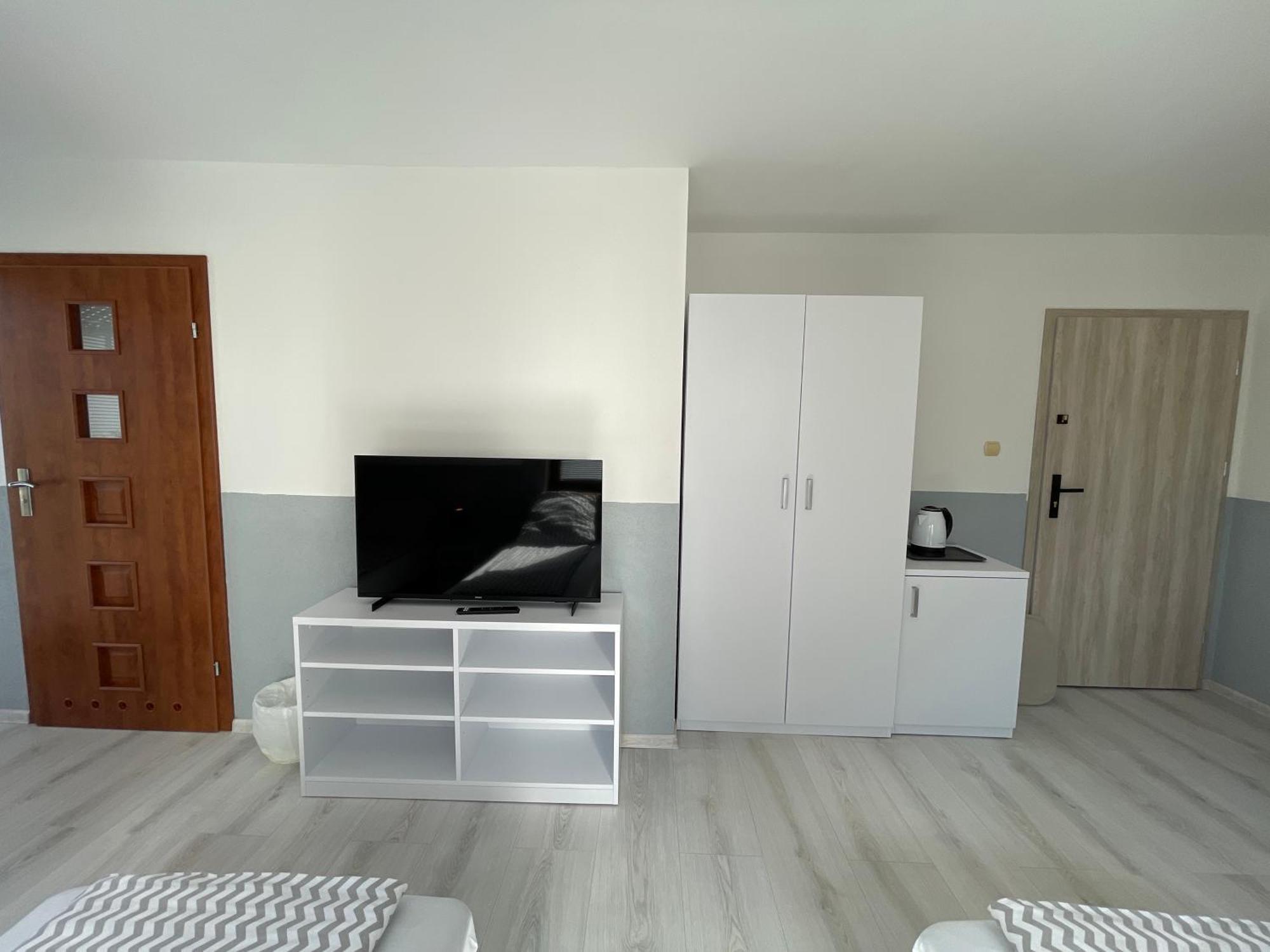 Mare Homestay Debki